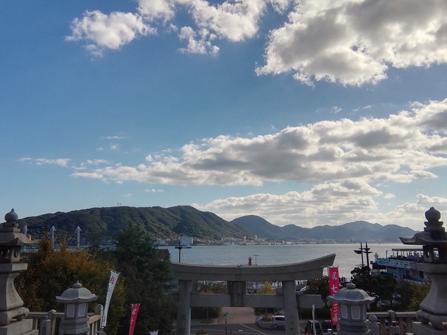 亀山八幡宮_関門海峡