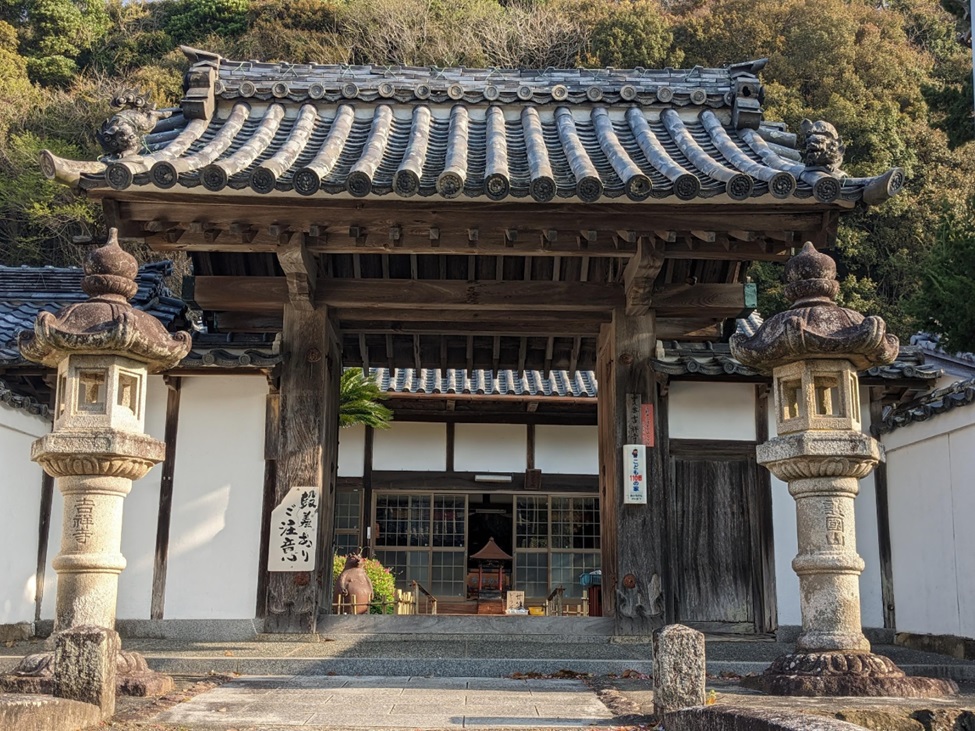 御朱印情報】知多四国霊場49番札所「吉祥寺」の心が伝わるアート御朱印 - オーダーメイド納経帳・御朱印帳「千年帳」