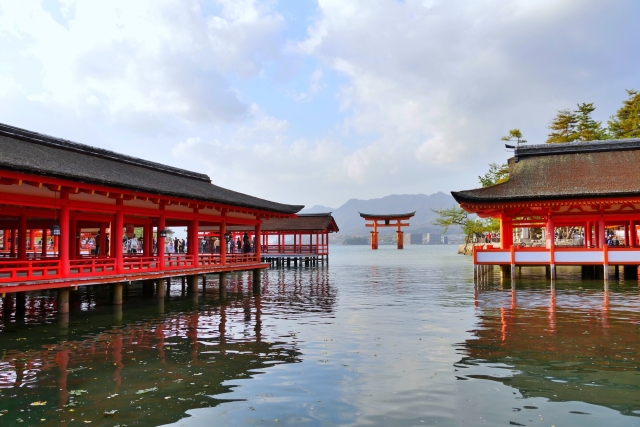 厳島神社_大鳥居_社殿