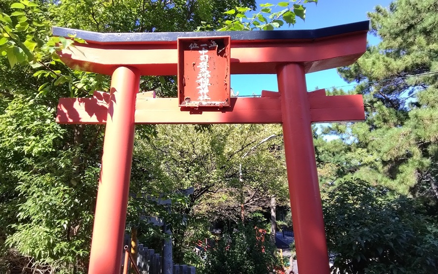 中司孫太郎稲荷神社_鳥居