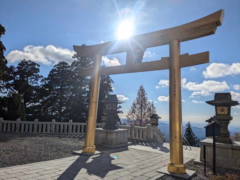 秋葉山本宮秋葉神社_幸福の鳥居