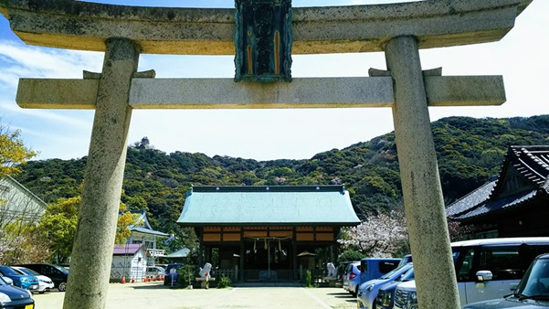 国瑞彦護国神社_鳥居