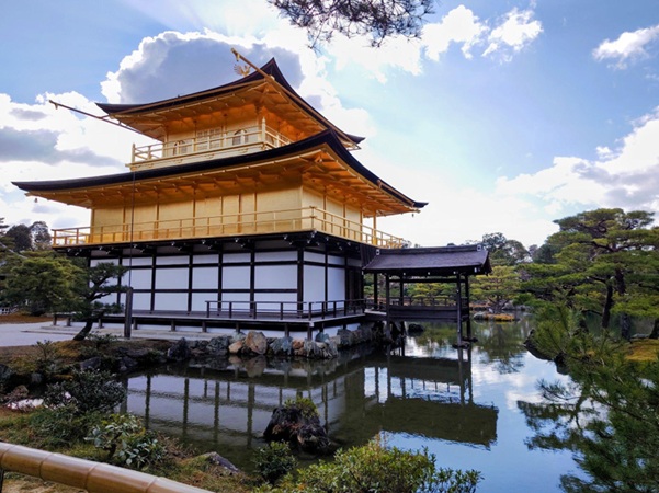 金閣寺_舎利殿金閣_後方