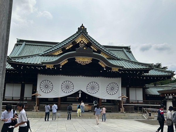 靖国神社_本殿