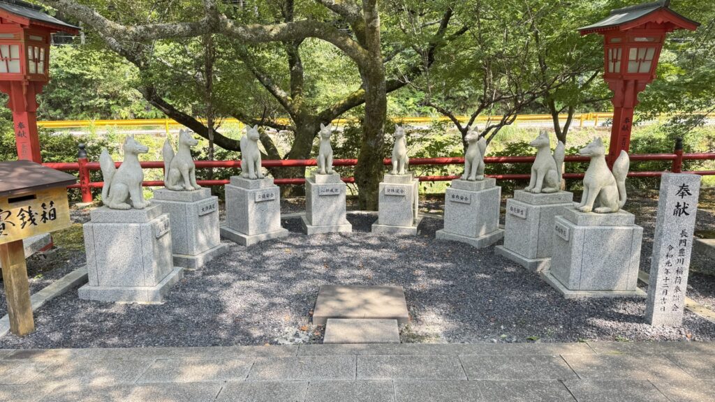 大寧寺_長門豊川稲荷_8匹の狐