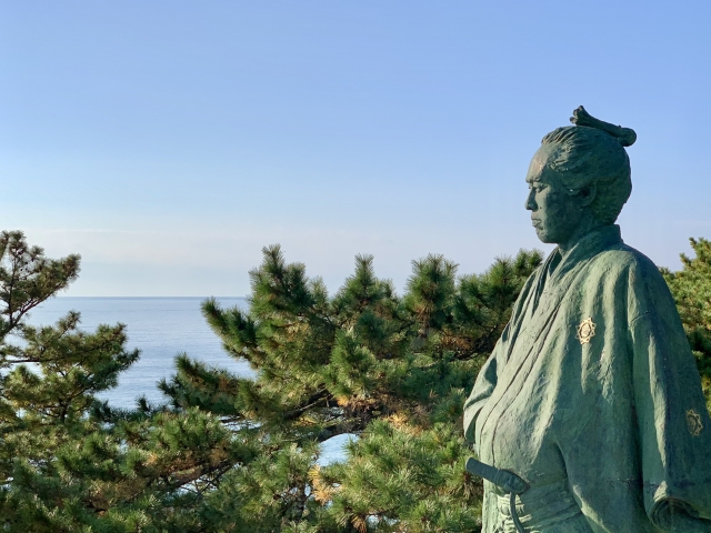 高知市_桂浜_坂本龍馬像