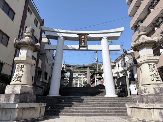 鎮西大社諏訪神社_参道