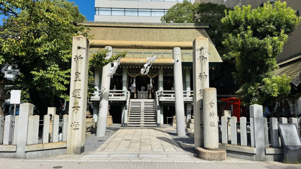 白神社_社殿