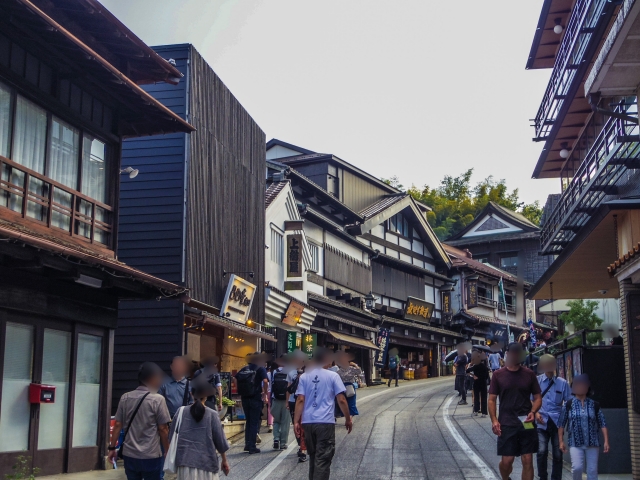 成田山新勝寺_表参道