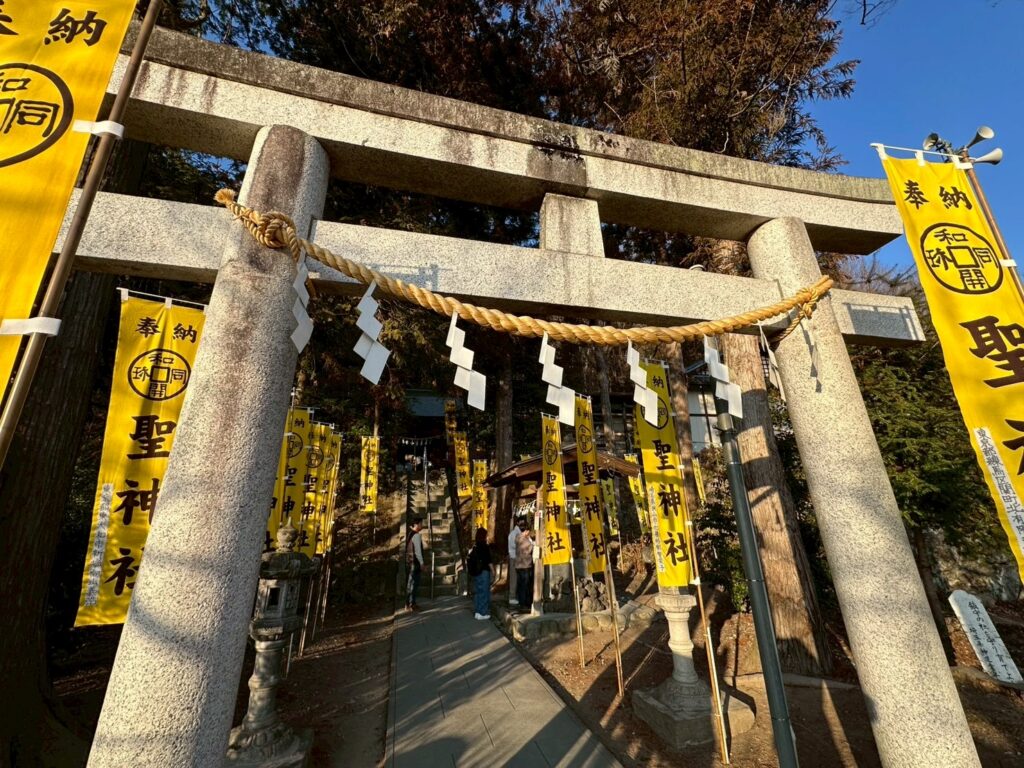 聖神社_参道