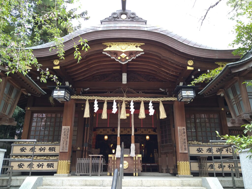 子安神社_社殿