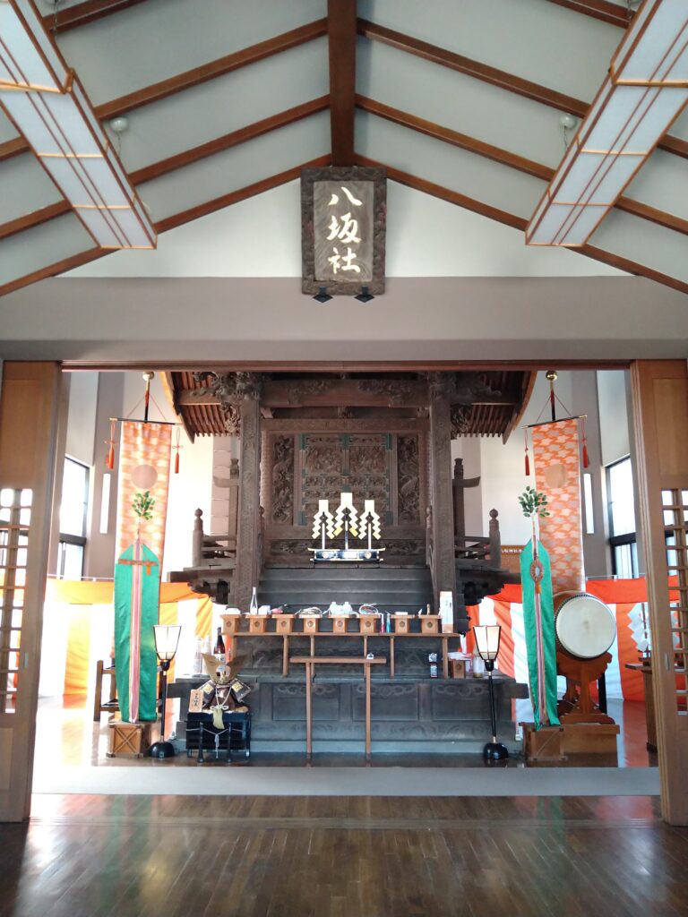 日野八坂神社_本殿