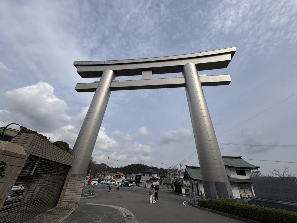 鹿嶋神社_チタン製大鳥居