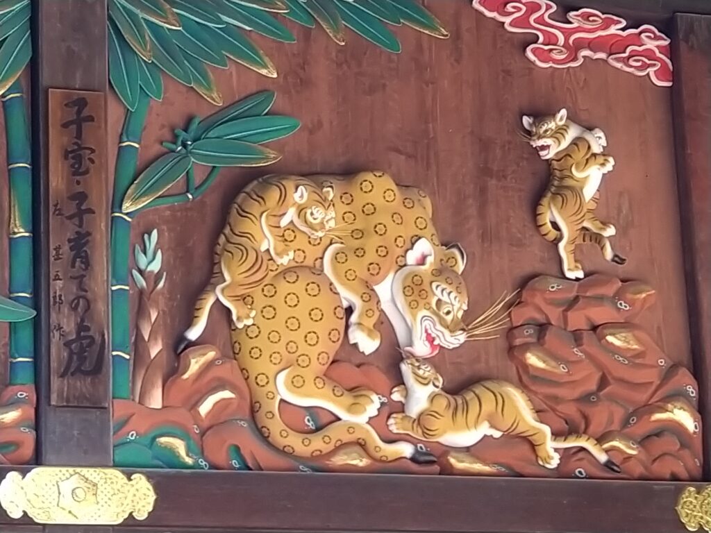 秩父神社_子育ての虎