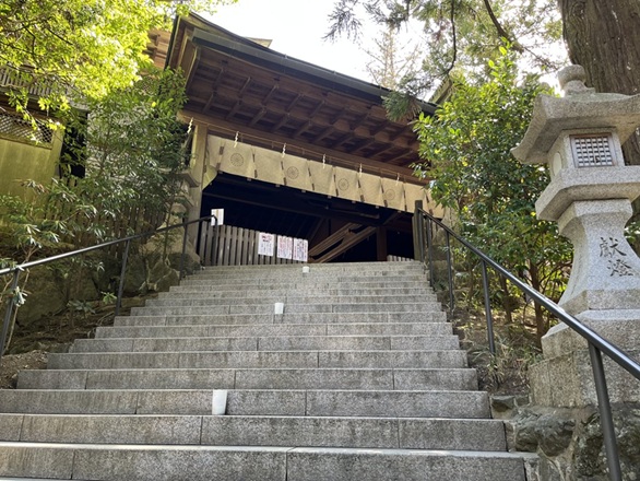 天河大弁財天社_石段