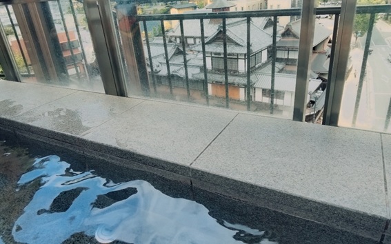 湯神社_空の散歩道_足湯