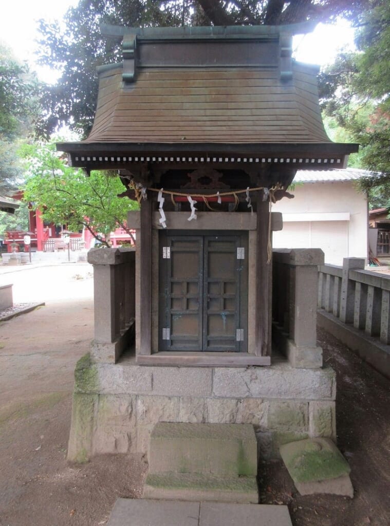 柏諏訪神社_待道さま